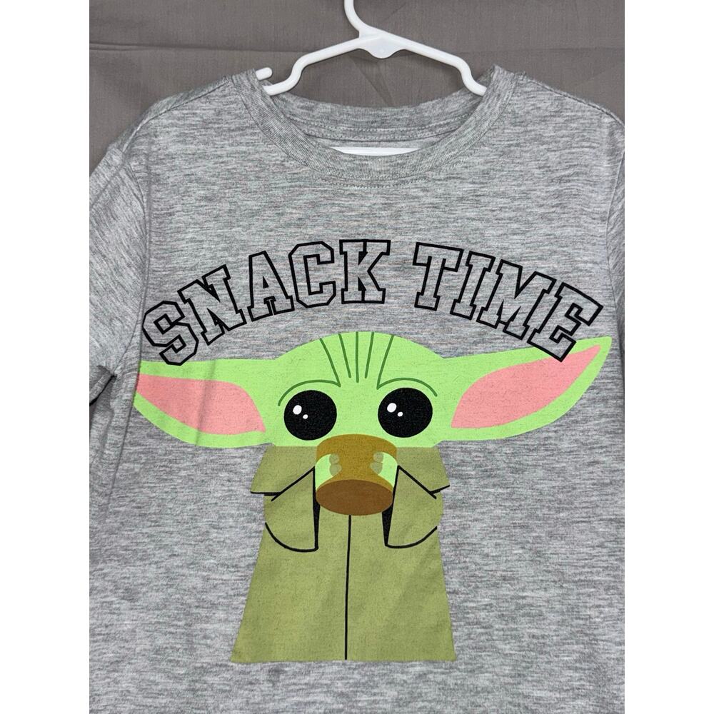 Star Wars Girls Snack Time The Child/Grogu Shirt, Size 7/8